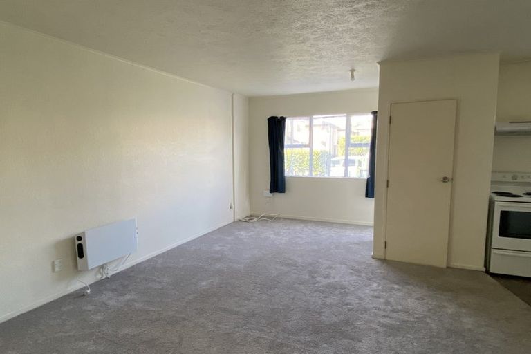 Photo of property in 1/11 Trafalgar Street, Johnsonville, Wellington, 6037