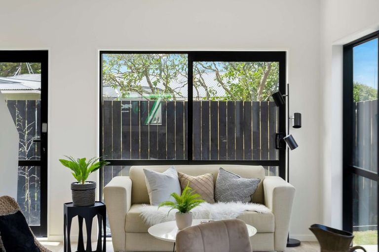 Photo of property in 8/24 Andrew Road, Howick, Auckland, 2010