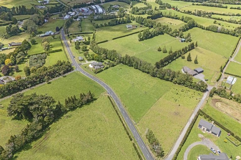 Photo of property in 49 Lepper Road, Inglewood, 4386