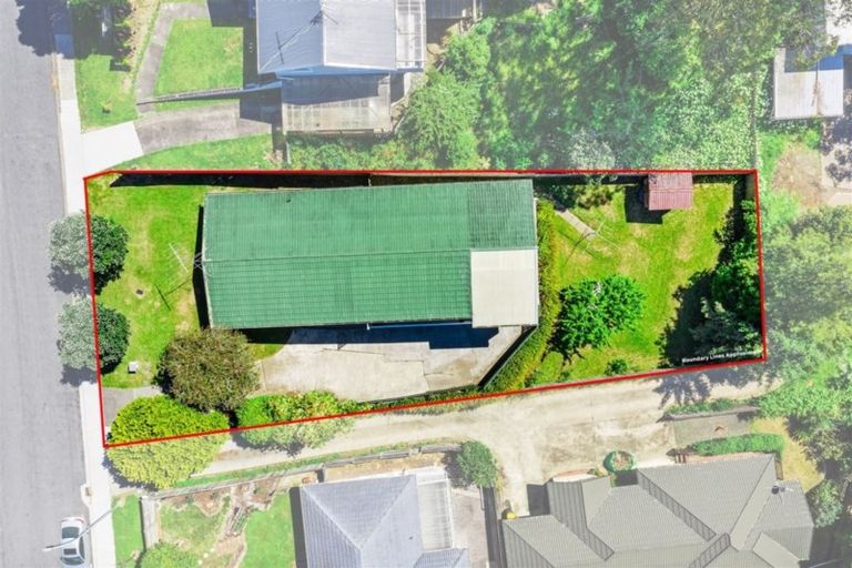 Photo of property in 70 Marlborough Avenue, Glenfield, Auckland, 0629