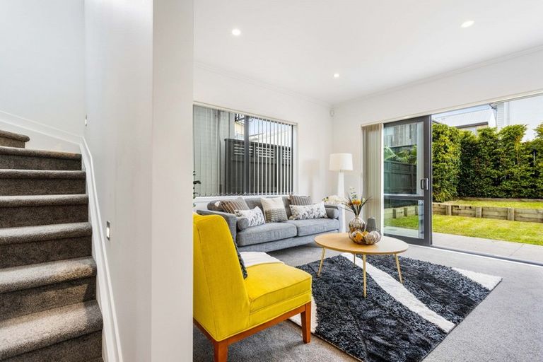 Photo of property in 21 Flounder Road, Hobsonville, Auckland, 0616