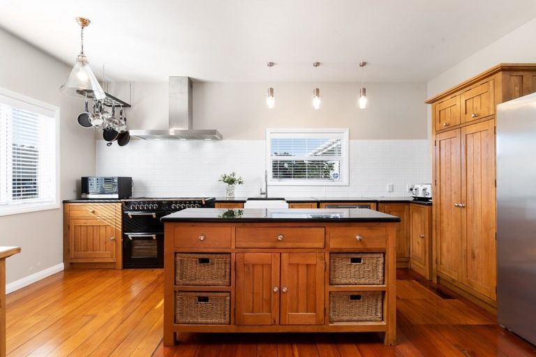 Photo of property in 36 Bidwills Cutting Road, Greytown, 5794