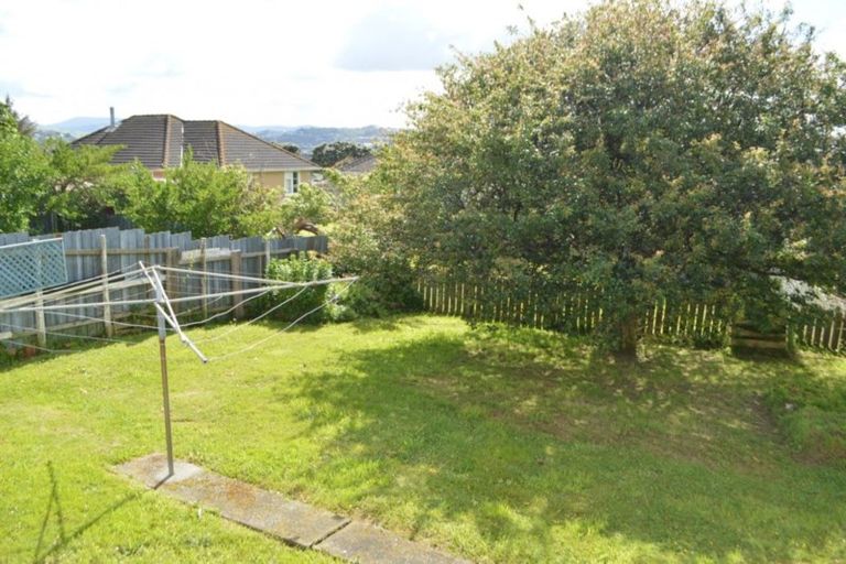 Photo of property in 4 Muturangi Grove, Elsdon, Porirua, 5022