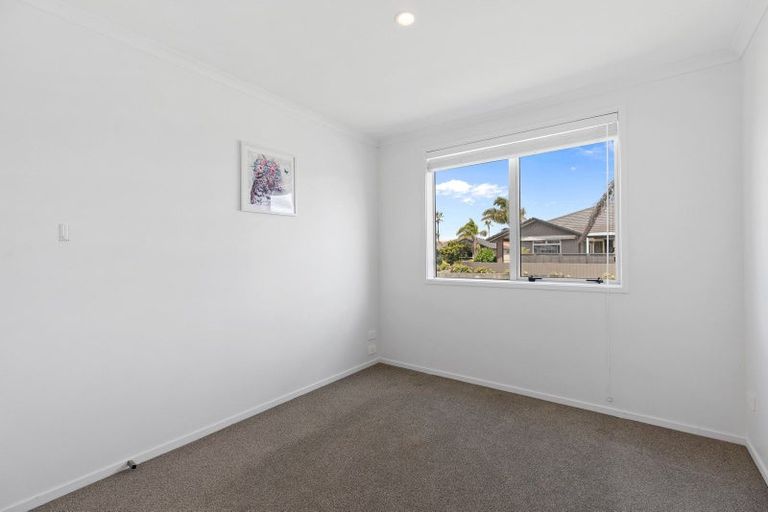 Photo of property in 3 Sandspit Way, Papamoa Beach, Papamoa, 3118