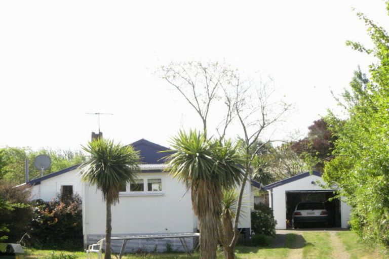 Photo of property in 46 Queens Avenue, Waikuku Beach, 7402