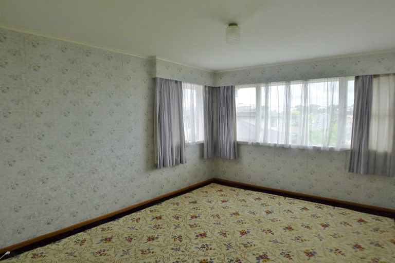 Photo of property in 58 Marlborough Avenue, Glenfield, Auckland, 0629