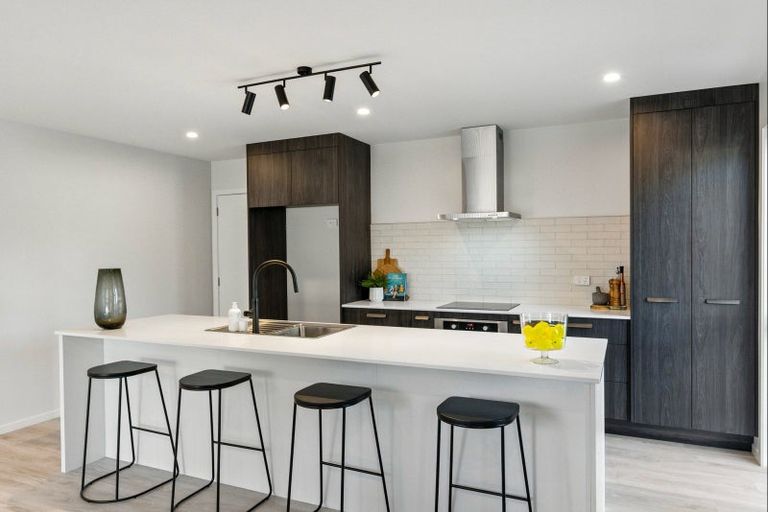 Photo of property in 11d Gordon Place, Levin, 5510