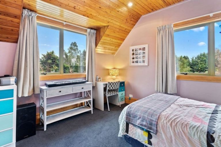 Photo of property in 37 Allin Drive, Waikuku Beach, 7402