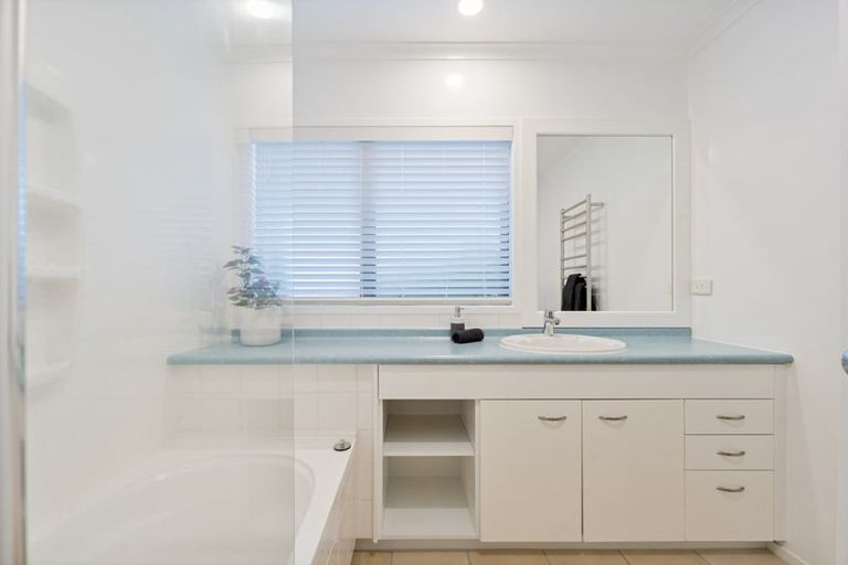 Photo of property in 16 Braestar Court, Henderson, Auckland, 0612