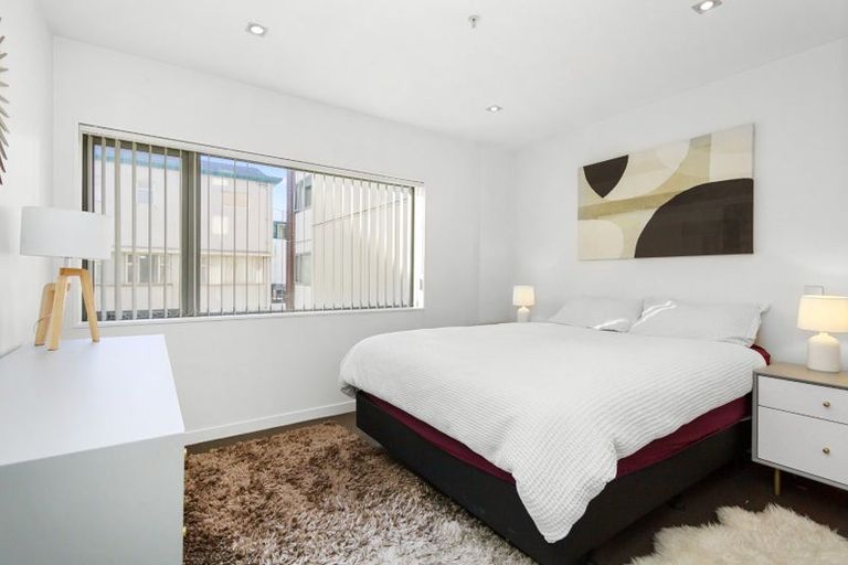 Photo of property in Republic2, 5n/10 Lorne Street, Te Aro, Wellington, 6011
