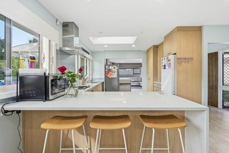 Photo of property in 6 Fratley Avenue, Farm Cove, Auckland, 2012