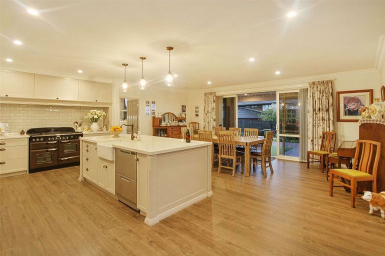 Photo of property in 11 Church View Road, Waiau Pa, Pukekohe, 2679