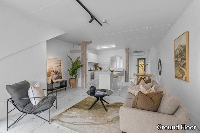 Photo of property in 1/25a Lake Road, Devonport, Auckland, 0624