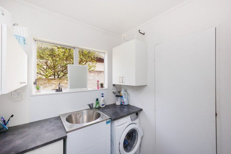 Photo of property in 23a Rhodes Drive, Kelvin Grove, Palmerston North, 4414