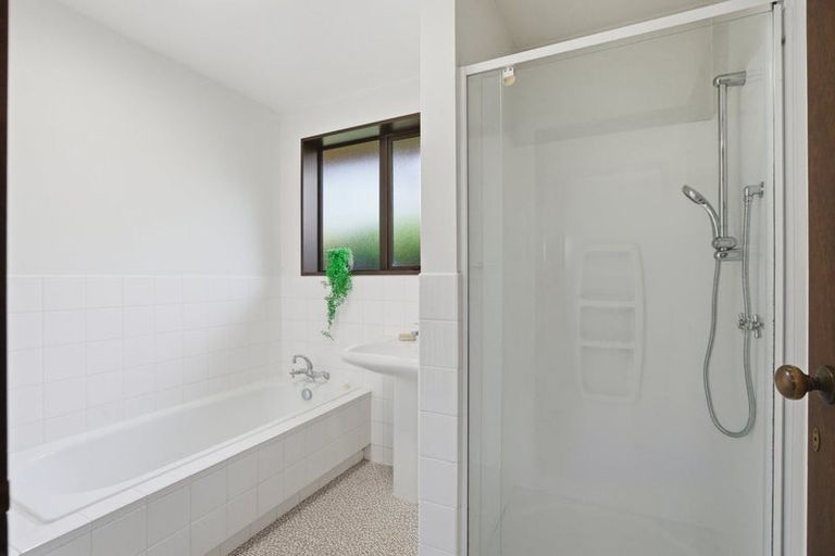 Photo of property in 2/119 Reynolds Avenue, Bishopdale, Christchurch, 8053
