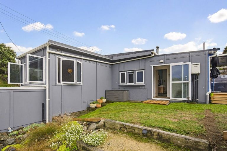 Photo of property in 840 Hokio Beach Road, Hokio Beach, Levin, 5571