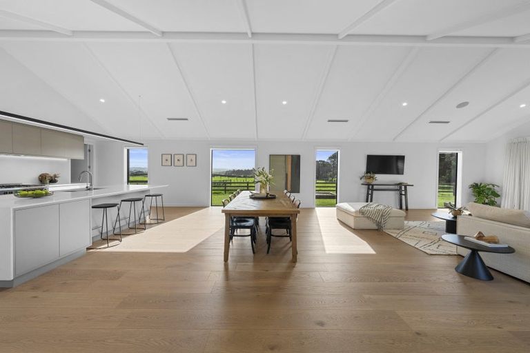 Photo of property in 58 Kidd Road, Waiuku, 2682