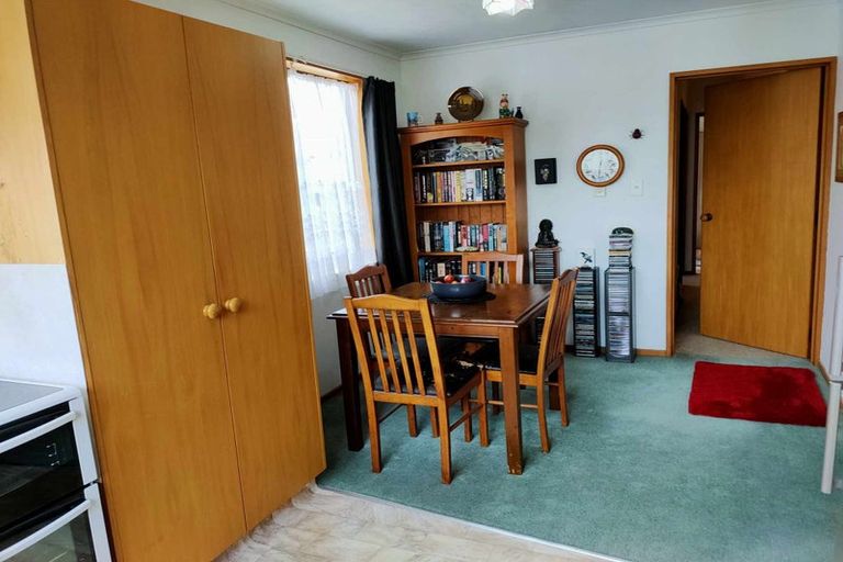 Photo of property in 16b Kowhai Avenue, Rangiora, 7400