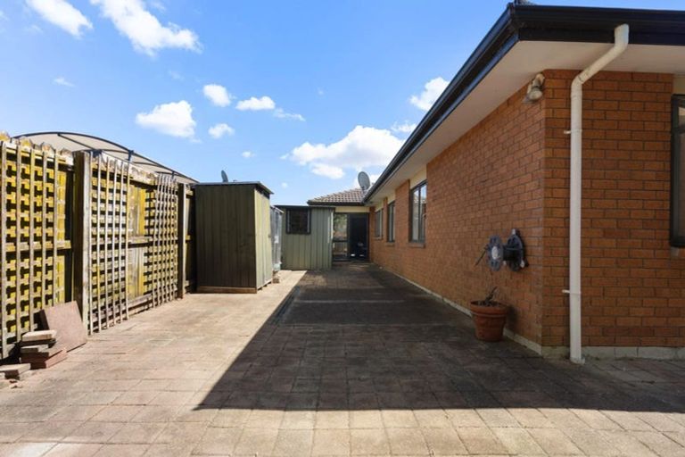 Photo of property in 40 Nuneaton Drive, Flat Bush, Auckland, 2019