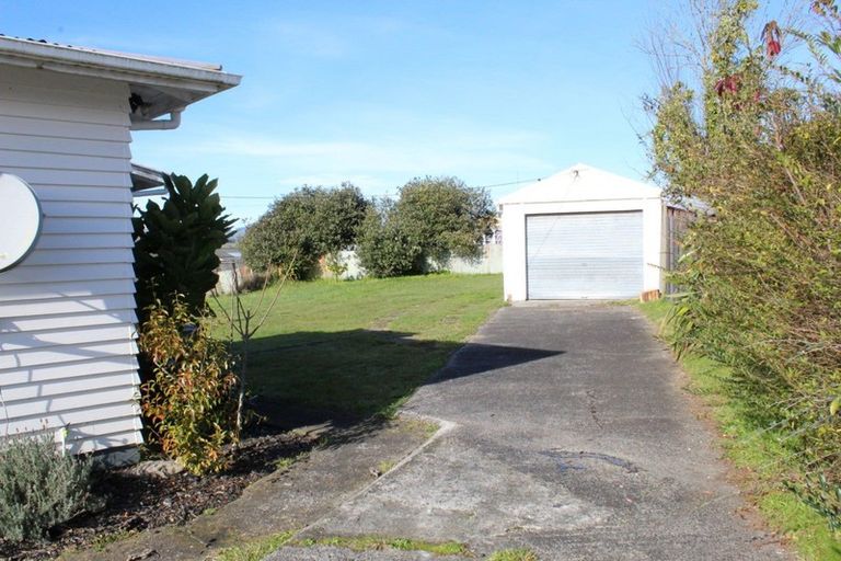 Photo of property in 19 Manuka Terrace, Mangakino, 3421