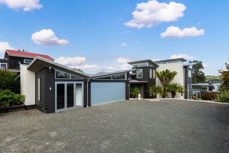 Photo of property in 33 Waimarie Road, Whenuapai, Auckland, 0618