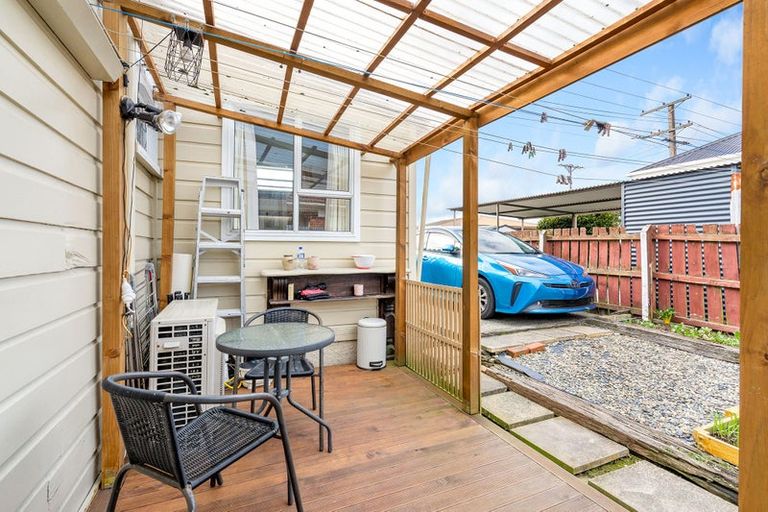 Photo of property in 28 Atkinson Street, South Dunedin, Dunedin, 9012