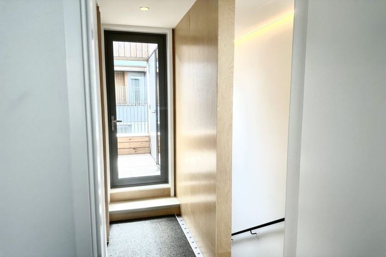 Photo of property in 25/257d Willis Street, Te Aro, Wellington, 6011