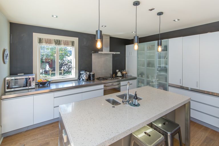 Photo of property in 166 Fendalton Road, Fendalton, Christchurch, 8052