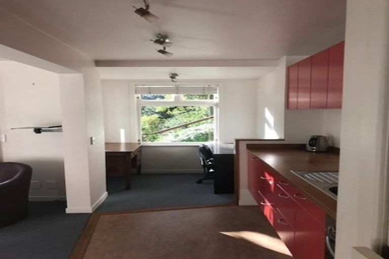Photo of property in 169 Houghton Bay Road, Houghton Bay, Wellington, 6023