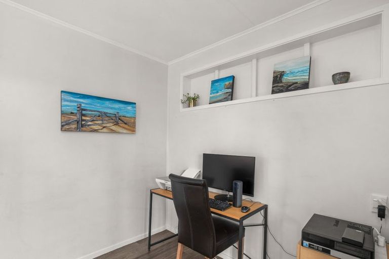 Photo of property in 39 Clutha Street, Alexandra, 9320