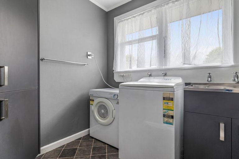 Photo of property in 677 Main South Road, Islington, Christchurch, 8042