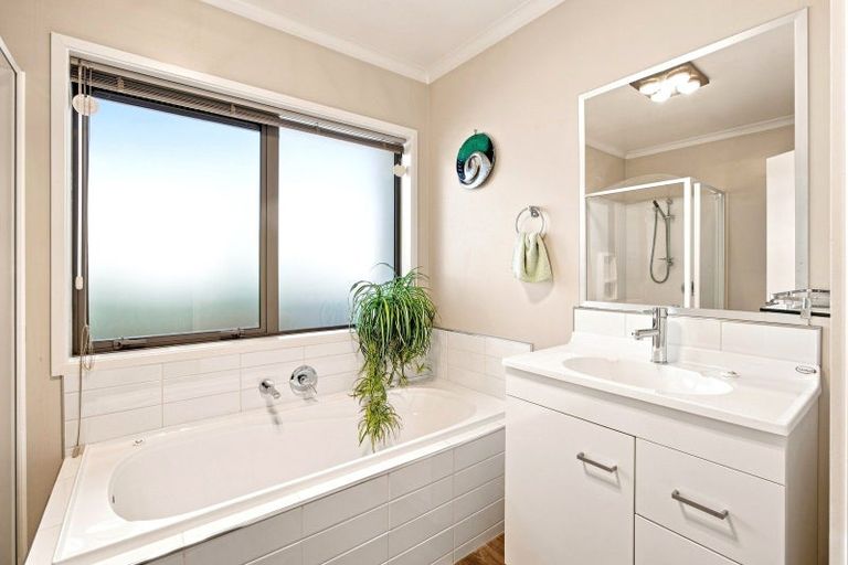 Photo of property in 2/95 Ascot Avenue, North New Brighton, Christchurch, 8083