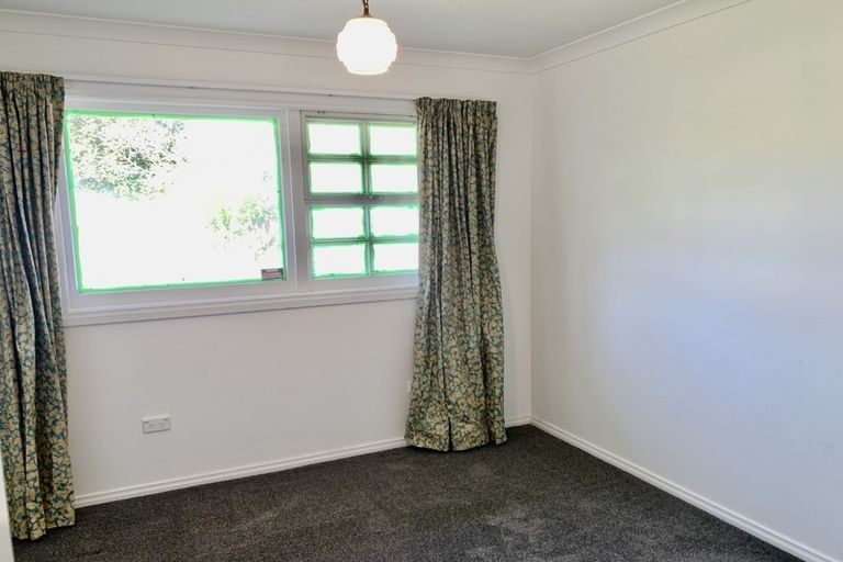 Photo of property in 5 Windsor Avenue, Waikanae, 5036
