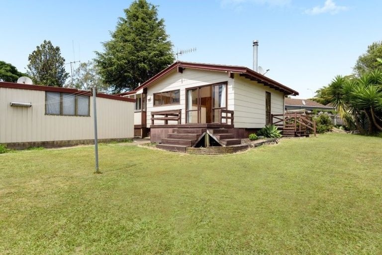 Photo of property in 12 Bishoprick Crescent, Te Puke, 3119