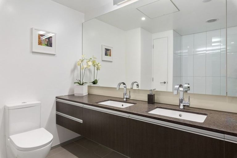 Photo of property in Il Casino Apartments, 704/38 Jessie Street, Te Aro, Wellington, 6011