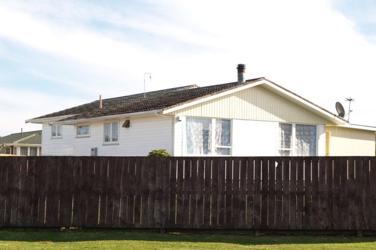Photo of property in 4 Foster Place, Mangere East, Auckland, 2024