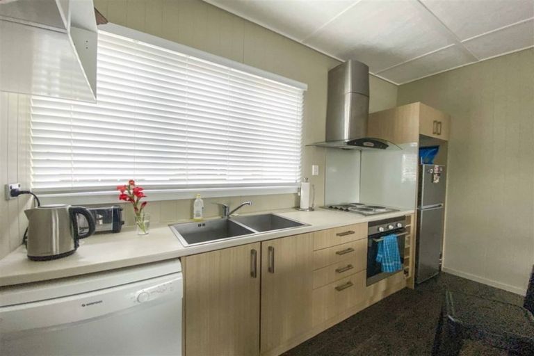 Photo of property in 191 Lorn Street, Glengarry, Invercargill, 9810