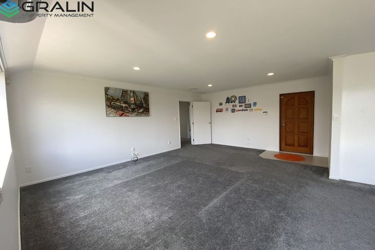 Photo of property in 63a Lynwood Road, New Lynn, Auckland, 0600