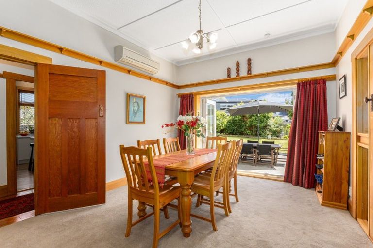 Photo of property in 77 Totara Crescent, Woburn, Lower Hutt, 5011