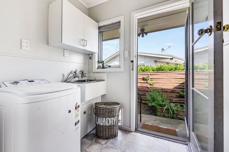 Photo of property in 39 Braid Road, St Andrews, Hamilton, 3200