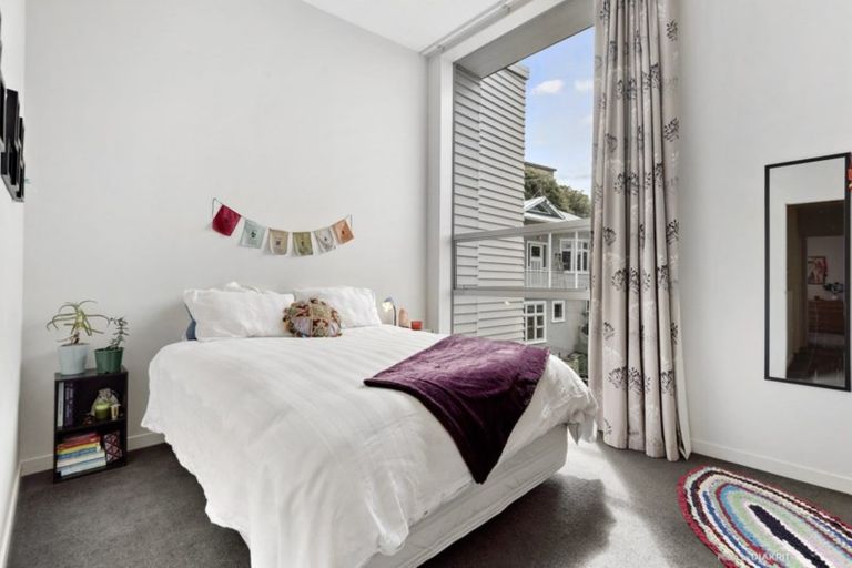 Photo of property in Altar Apartments, 62/120 Rintoul Street, Newtown, Wellington, 6021