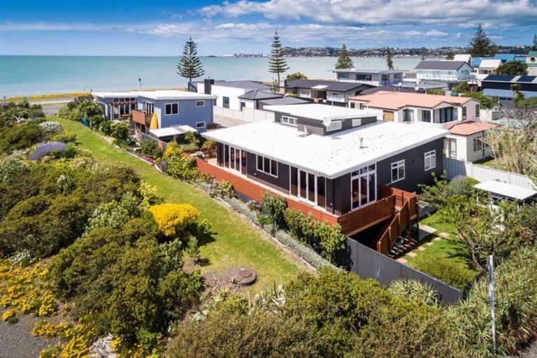 Photo of property in 53a The Esplanade, Westshore, Napier, 4110