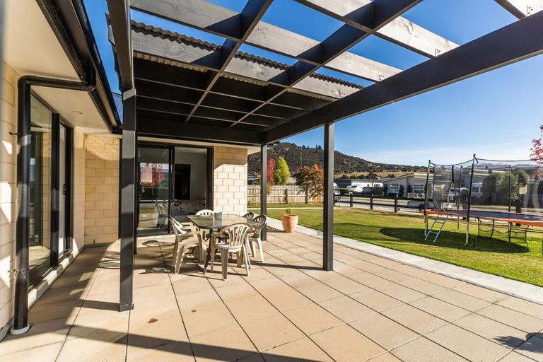 Photo of property in 67 Frye Crescent, Albert Town, Wanaka, 9305