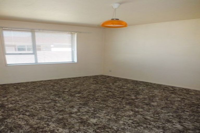 Photo of property in 75 Picton Avenue, Riccarton, Christchurch, 8011