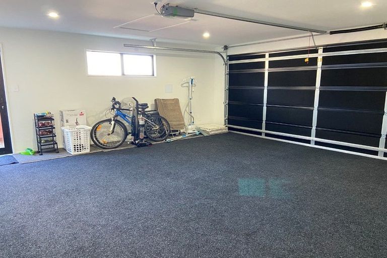 Photo of property in 6 Crosado Place, Rolleston, 7614