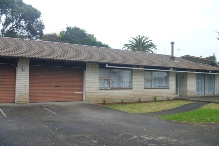 Photo of property in 27 Mack Place, Red Hill, Papakura, 2110