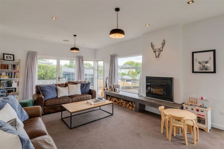 Photo of property in 264 Riverlaw Terrace, Saint Martins, Christchurch, 8022