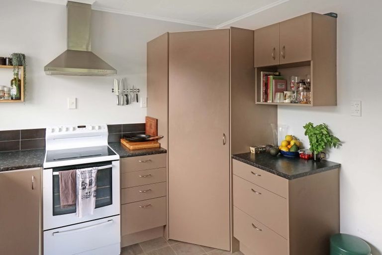 Photo of property in 147 Major Drive, Kelson, Lower Hutt, 5010