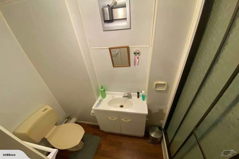 Photo of property in 13 Hatherlow Street, Glenfield, Auckland, 0629