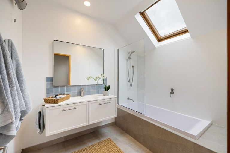 Photo of property in 131a Hamilton Avenue, Ilam, Christchurch, 8041